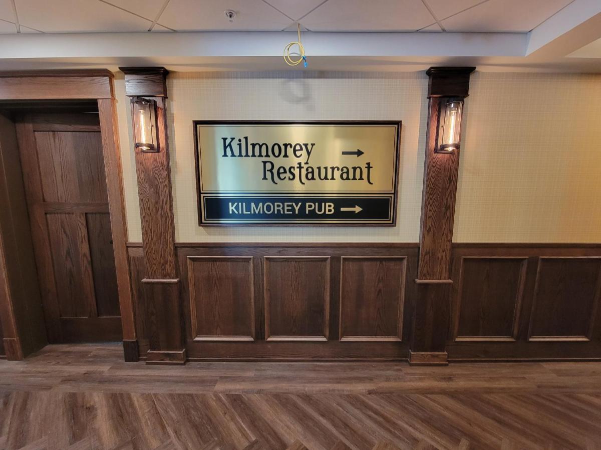 Kilmorey Lodge Waterton Park Exterior photo